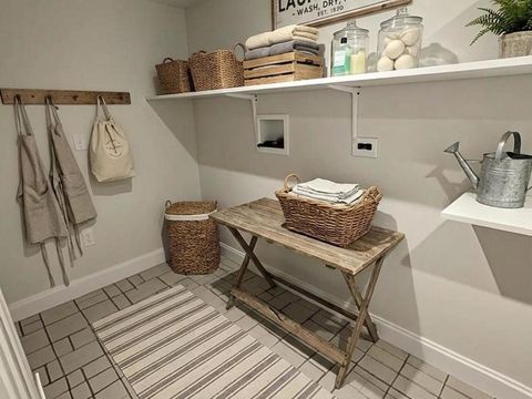 Tiny photo for 7179 N Mankato Avenue, Chicago, IL 60646 (MLS # 12629331)