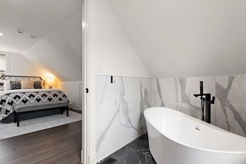 Tiny photo for 7179 N Mankato Avenue, Chicago, IL 60646 (MLS # 12629331)