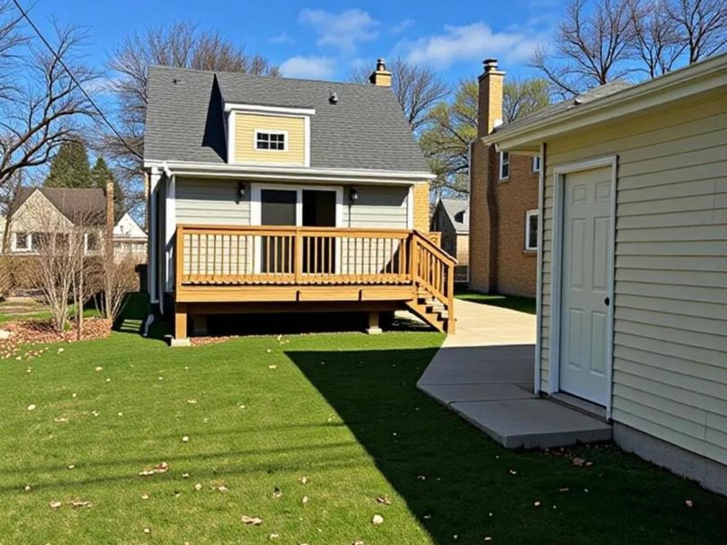 7179 N Mankato Avenue