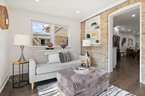 Tiny photo for 7179 N Mankato Avenue, Chicago, IL 60646 (MLS # 12629331)