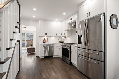 Tiny photo for 7179 N Mankato Avenue, Chicago, IL 60646 (MLS # 12629331)