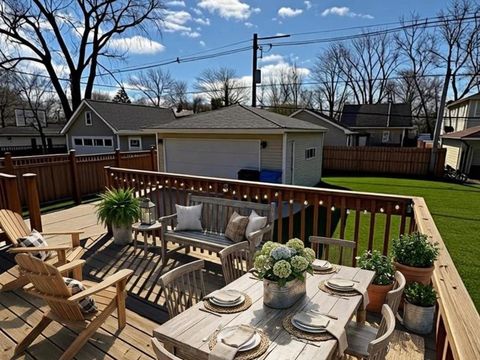 Tiny photo for 7179 N Mankato Avenue, Chicago, IL 60646 (MLS # 12629331)