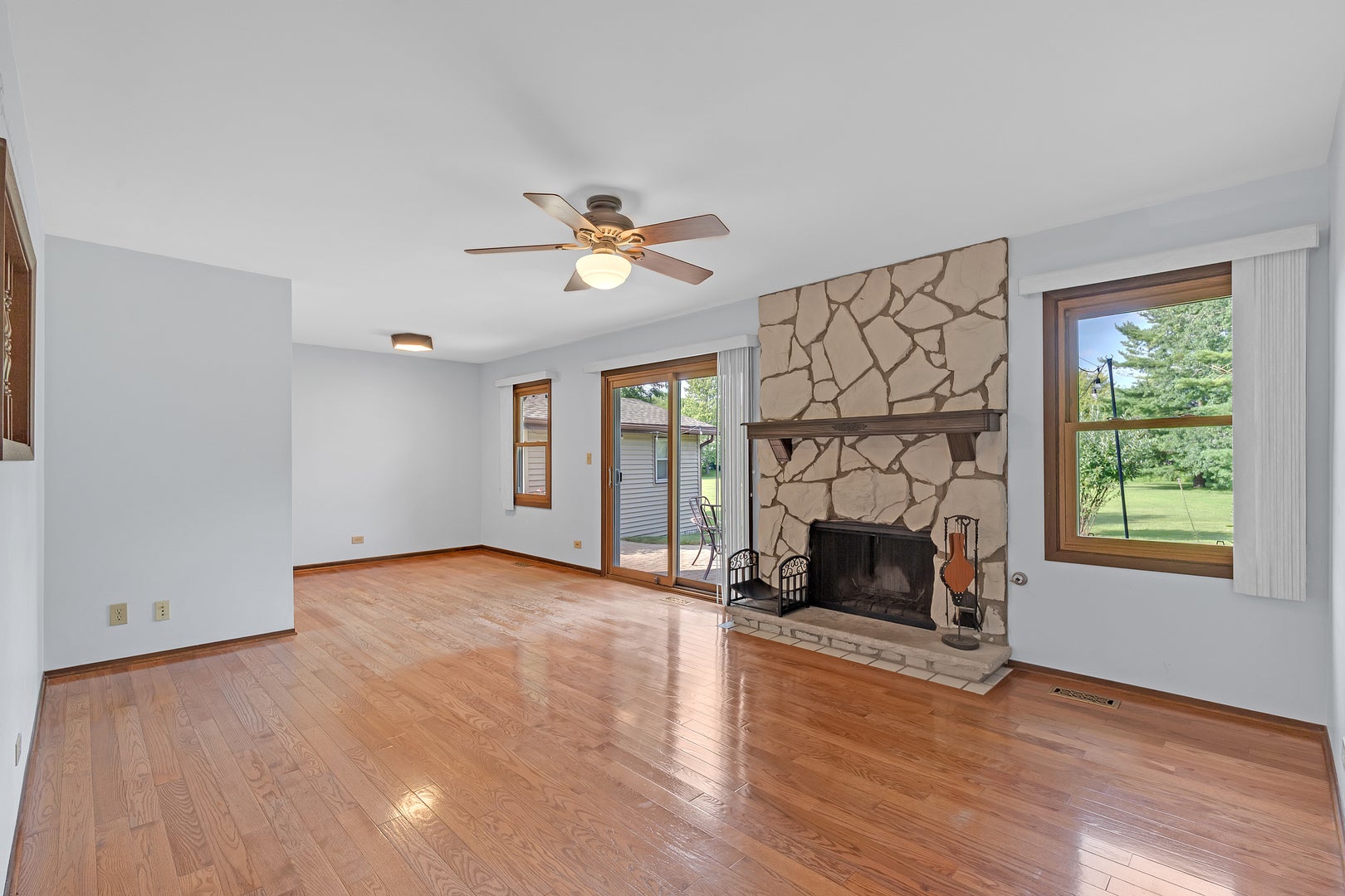 1526 Sycamore Lane
