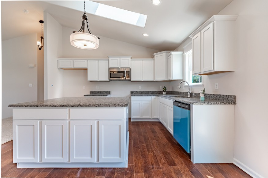 3022 W 84th Place