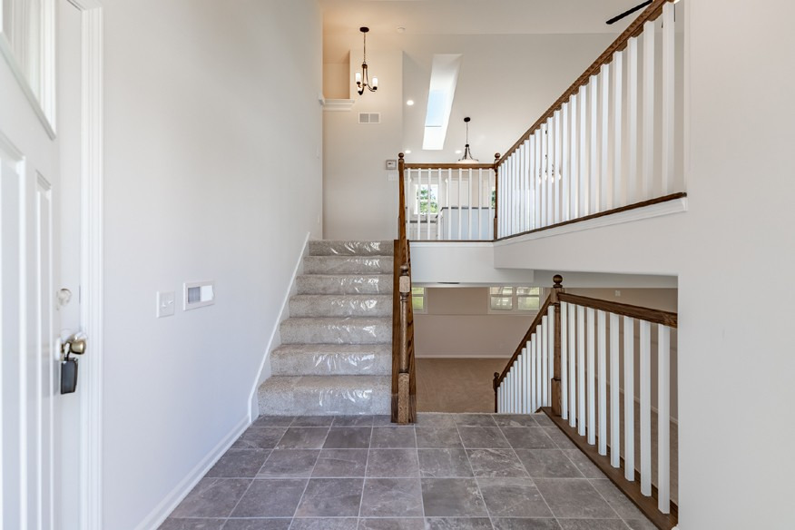 3022 W 84th Place
