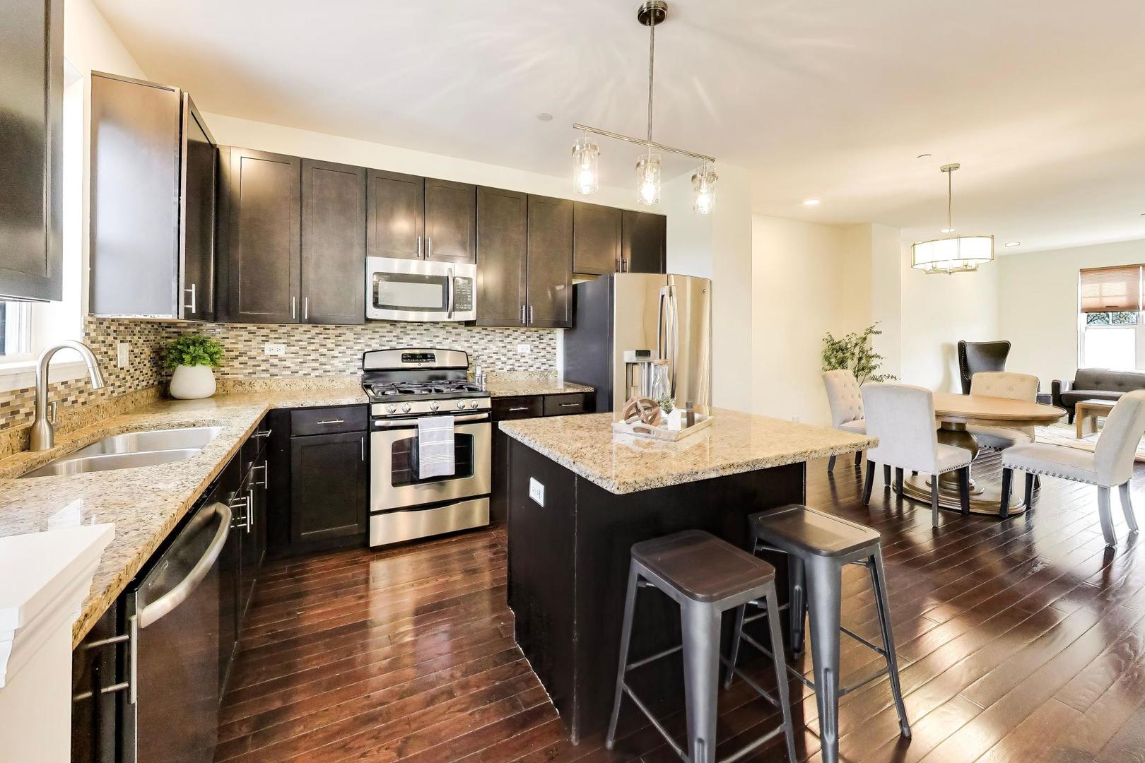 366 COUNTRY CLUB Drive