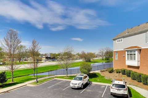 Tiny photo for 366 COUNTRY CLUB Drive, Prospect Heights, IL 60070 (MLS # 12593280)