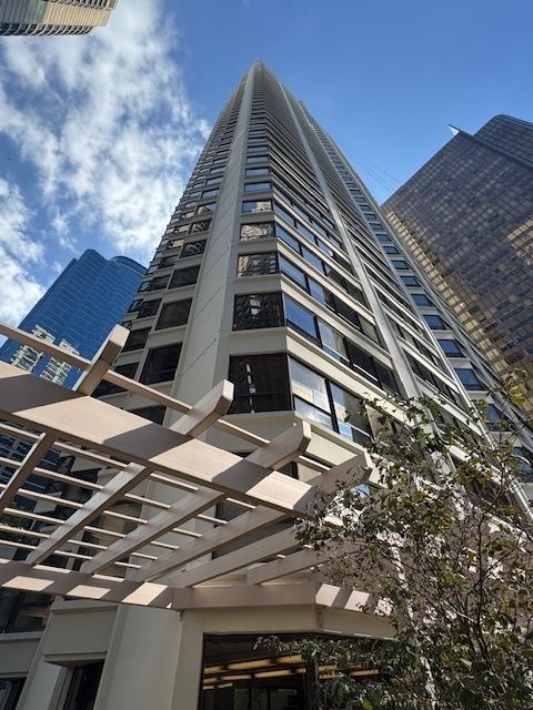 400 E Ohio Street 3904 Chicago IL 60611