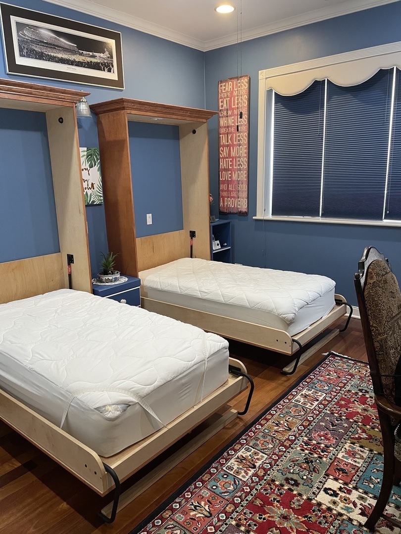 2900 W Irving Park Road 202