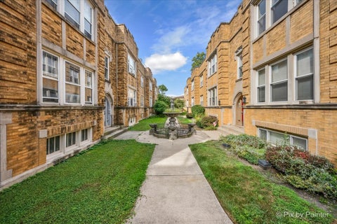 Tiny photo for 4211 N Keystone Avenue #2E, Chicago, IL 60641 (MLS # 12749912)