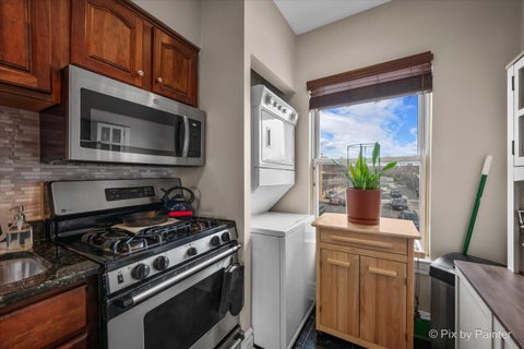 Tiny photo for 4211 N Keystone Avenue #2E, Chicago, IL 60641 (MLS # 12749912)