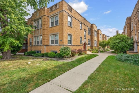 Tiny photo for 4211 N Keystone Avenue #2E, Chicago, IL 60641 (MLS # 12749912)