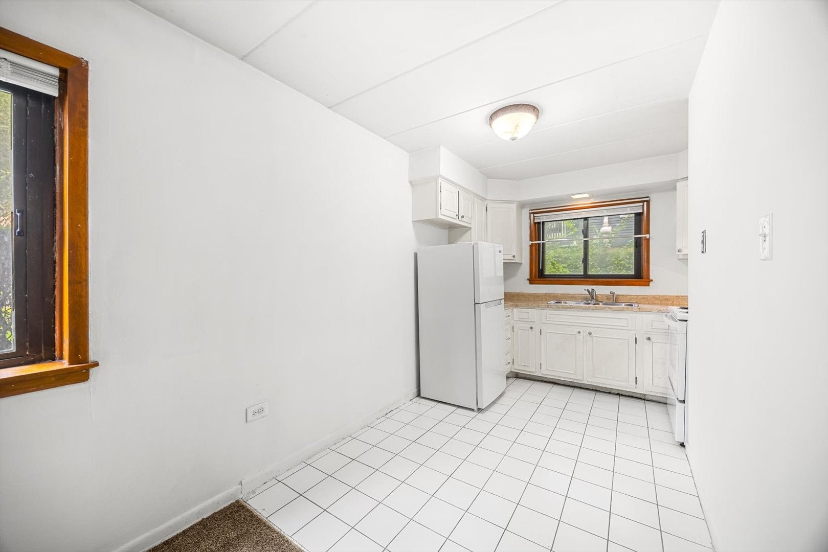 109 S Elmwood Avenue 2