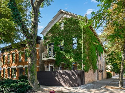 Photo of 1335 W Belden Avenue, Chicago, IL 60614 (MLS # 12617339)