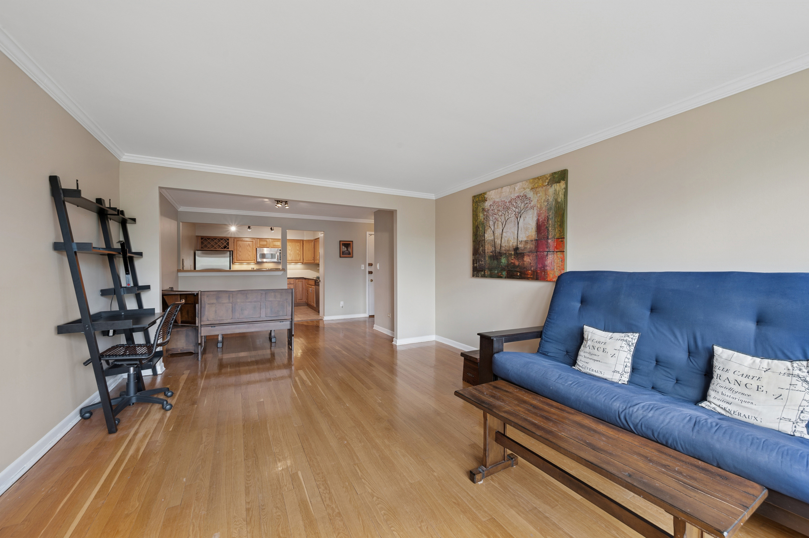 2033 Sherman Avenue 409