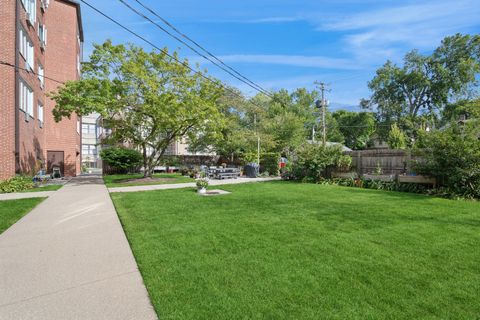 Tiny photo for 2033 Sherman Avenue #409, Evanston, IL 60201 (MLS # 12482808)