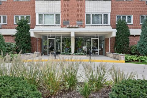 Tiny photo for 2033 Sherman Avenue #409, Evanston, IL 60201 (MLS # 12482808)