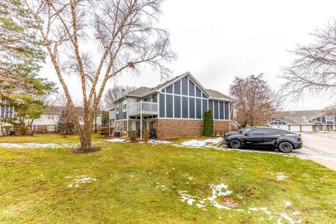 Tiny photo for 193 hemingway Court, Vernon Hills, IL 60061 (MLS # 12535130)