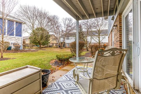 Tiny photo for 193 hemingway Court, Vernon Hills, IL 60061 (MLS # 12535130)