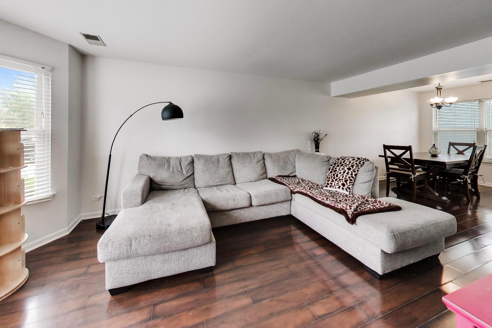 1240 Huntington Drive