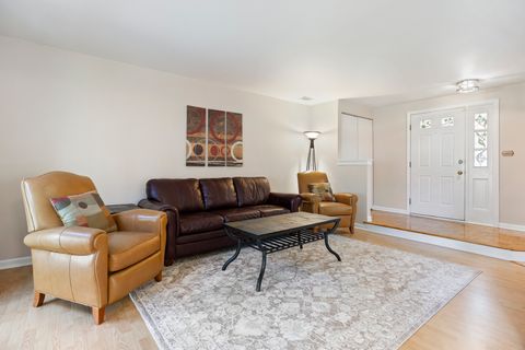 Tiny photo for 716 Sand Creek Drive, Carol Stream, IL 60188 (MLS # 12498318)