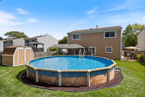 Tiny photo for 716 Sand Creek Drive, Carol Stream, IL 60188 (MLS # 12498318)