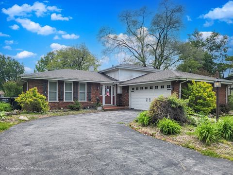 Photo of 3267 Louise Court, Lansing, IL 60438 (MLS # 12652232)