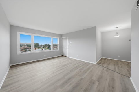 Tiny photo for 3170 W Meadow Lane #23, Merrionette Park, IL 60803 (MLS # 12756544)