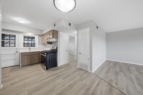 Tiny photo for 3170 W Meadow Lane #23, Merrionette Park, IL 60803 (MLS # 12756544)