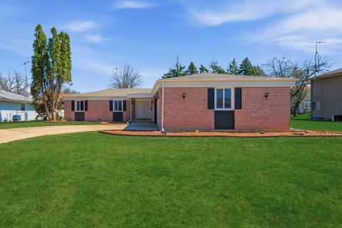 Photo of 518 Apollo Drive, Joliet, IL 60435 (MLS # 12613879)