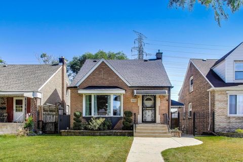 11123 S Avenue B Chicago IL 60617