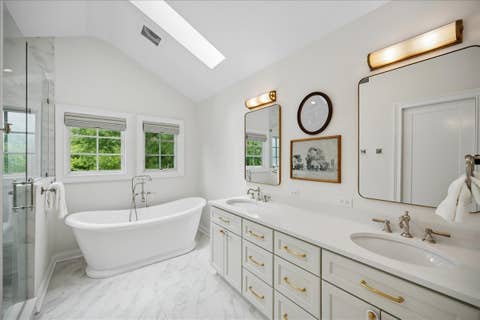 Tiny photo for 792 Walden Road, Winnetka, IL 60093 (MLS # 12688378)