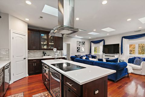 Tiny photo for 227 S walnut Lane, Schaumburg, IL 60193 (MLS # 12496005)