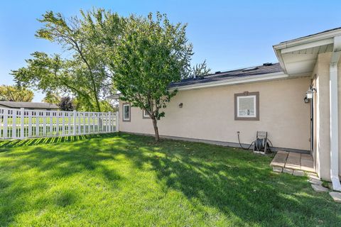 Tiny photo for 227 S walnut Lane, Schaumburg, IL 60193 (MLS # 12496005)