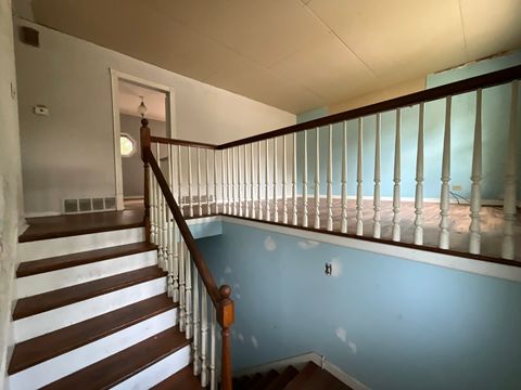 Tiny photo for 915 Mayfield Drive, Round Lake Beach, IL 60073 (MLS # 12493166)