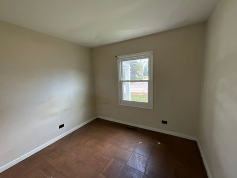 Tiny photo for 915 Mayfield Drive, Round Lake Beach, IL 60073 (MLS # 12493166)