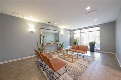 Tiny photo for 1155 W Roosevelt Road #503, Chicago, IL 60608 (MLS # 12501940)