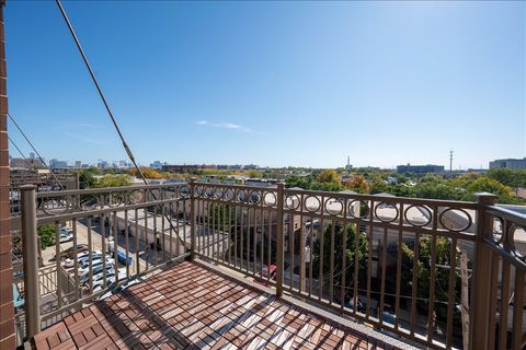 Tiny photo for 1155 W Roosevelt Road #503, Chicago, IL 60608 (MLS # 12501940)