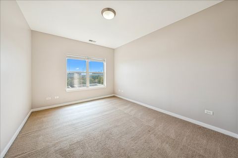 Tiny photo for 1155 W Roosevelt Road #503, Chicago, IL 60608 (MLS # 12501940)