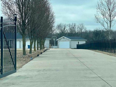 Tiny photo for 5942 E Houston Road, Woodlawn, IL 62898 (MLS # 100000185)