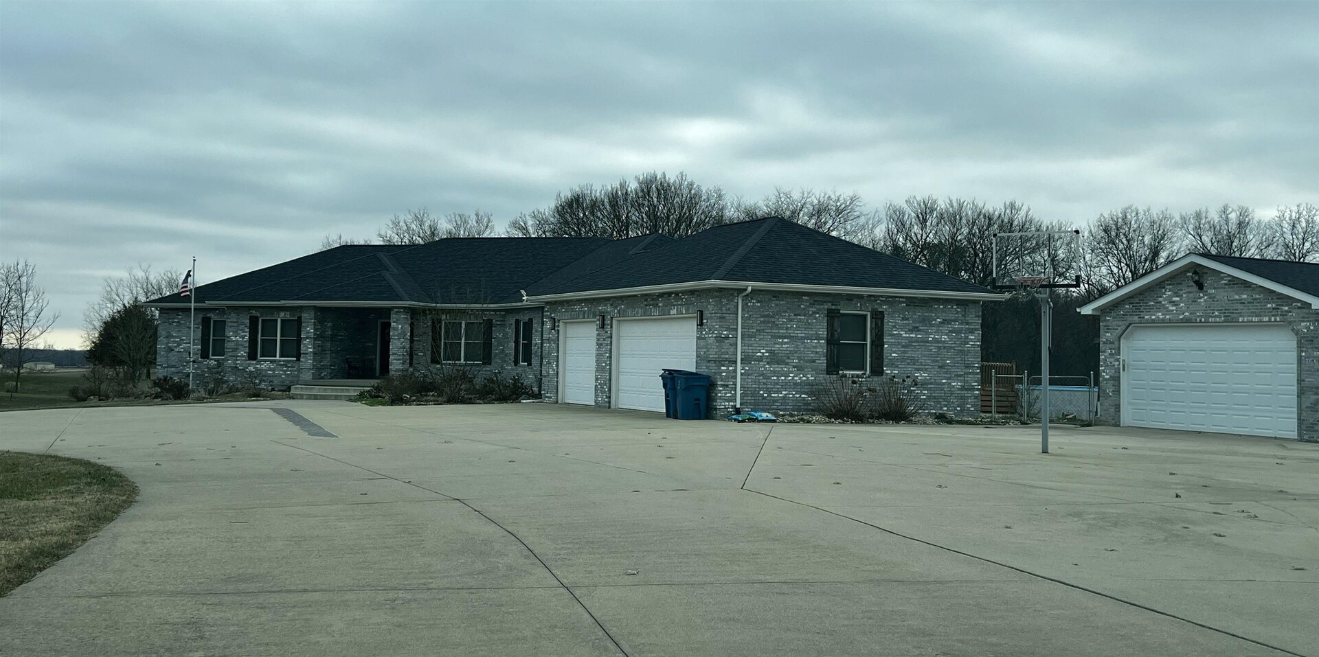 5942 E Houston Road