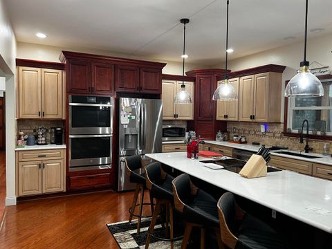 Tiny photo for 5942 E Houston Road, Woodlawn, IL 62898 (MLS # 100000185)