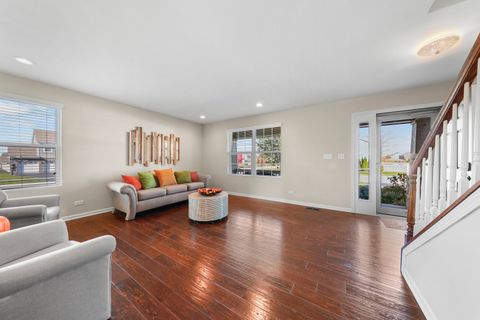 Tiny photo for 2102 Knightsbridge Lane, New Lenox, IL 60451 (MLS # 12592975)