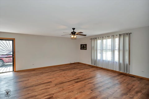 Tiny photo for 8001 S Lockwood Avenue, Burbank, IL 60459 (MLS # 12653779)