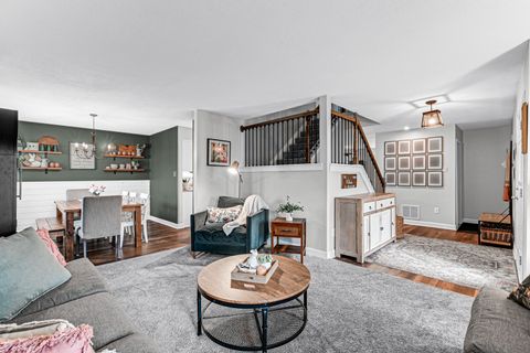 Tiny photo for 20607 S Acorn Ridge Drive, Frankfort, IL 60423 (MLS # 12610487)