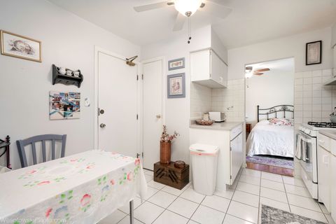 Tiny photo for 9209 Potter Road #2F, Des Plaines, IL 60016 (MLS # 12501238)