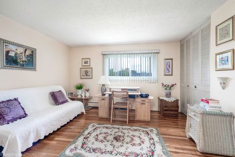 Tiny photo for 9209 Potter Road #2F, Des Plaines, IL 60016 (MLS # 12501238)