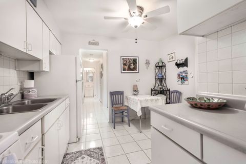 Tiny photo for 9209 Potter Road #2F, Des Plaines, IL 60016 (MLS # 12501238)