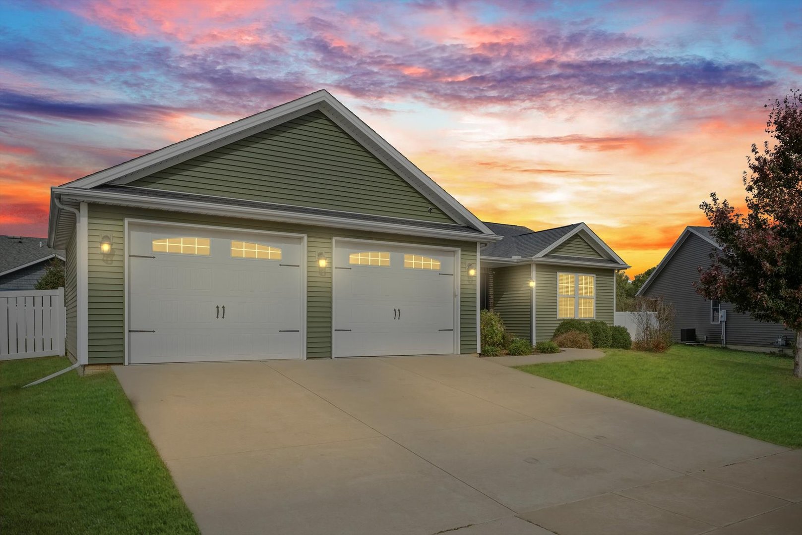 2022 Prairie Grass Lane