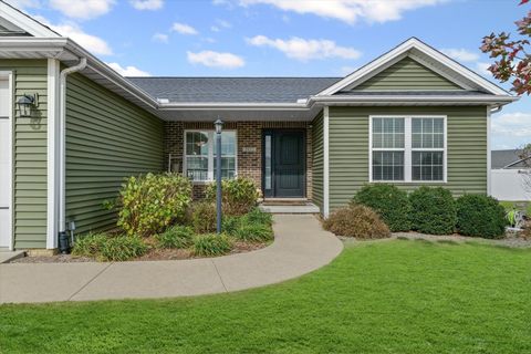 Tiny photo for 2022 Prairie Grass Lane, Mahomet, IL 61853 (MLS # 12493064)